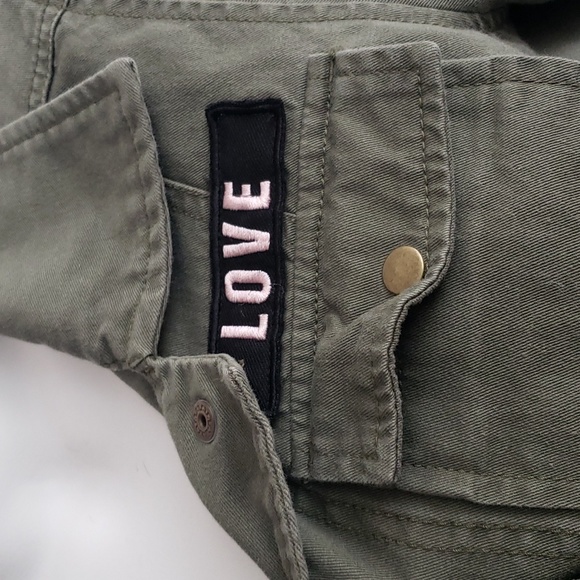 Junk Food Clothing Beatles Peace and Love Jacket - Picture 2 of 9